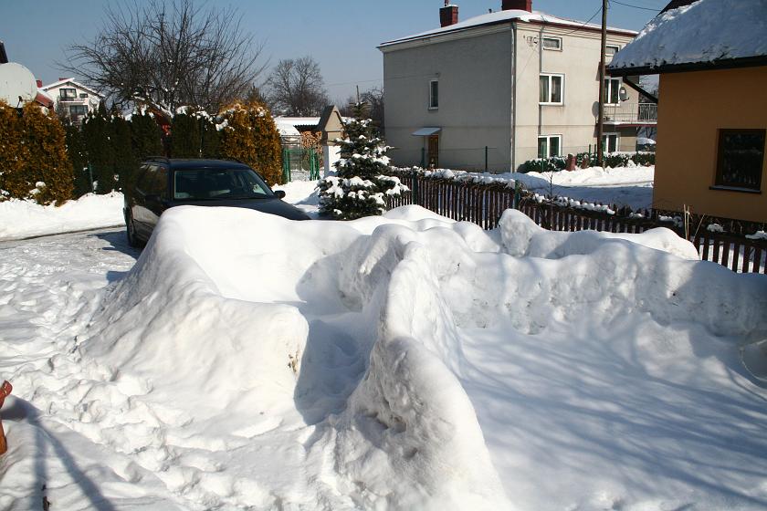 IMG_5175.JPG - Forteca - zrobiona 3 tygodnie wcześniej przez Krzysia i Antosia