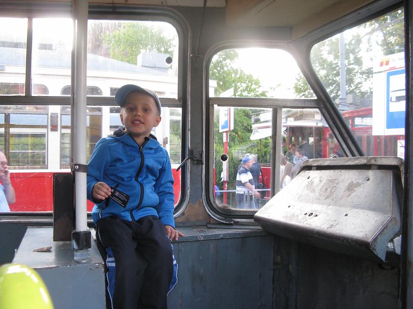 IMG_3662.JPG - Tak się jeździ w drugim wagonie!