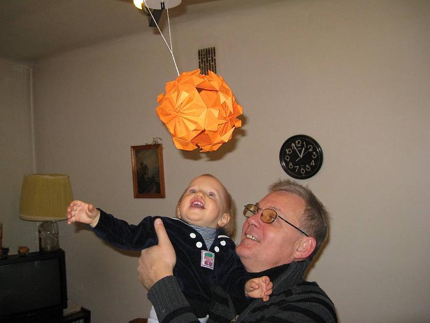 20081227-IMG_7233.JPG - Gdyby nie dziadek, to bym nie dosi�gn��.