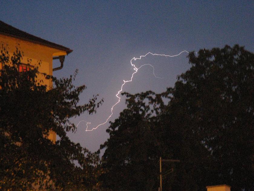 IMG_1057.JPG - Burza nad Krumlovem