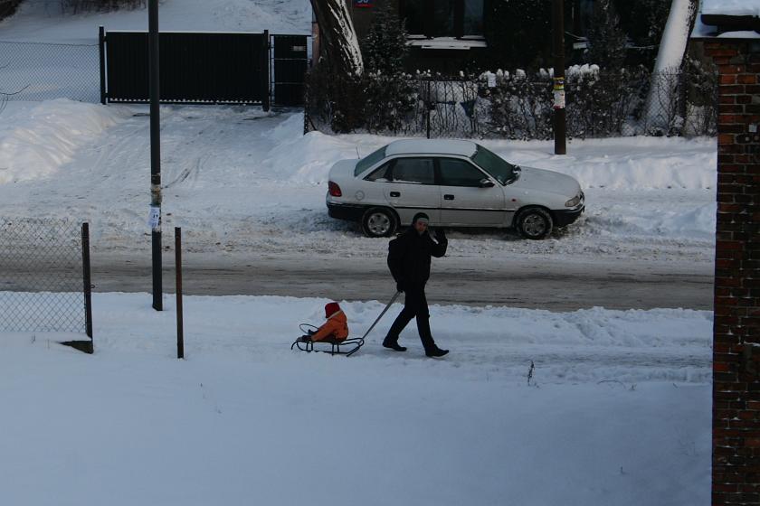 IMG_5339.JPG - A tak się zimą idzie do przedszkola!