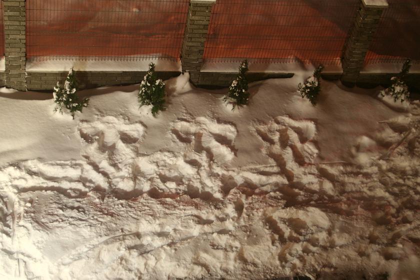 IMG_5357.JPG - Wojtek zrobił - specjalnie dla mamy! - trzy "aniołki" ;-)