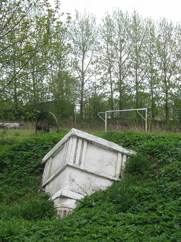 IMG_4007.JPG - Rodowo - wioska cudów. Park kultury