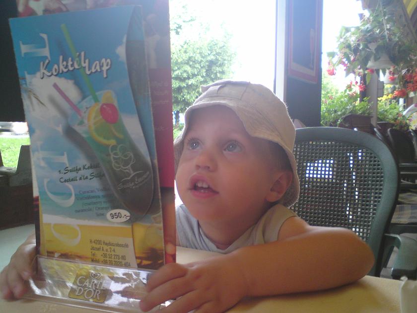 DSC01668.JPG - Co tam dobrego mają w menu?