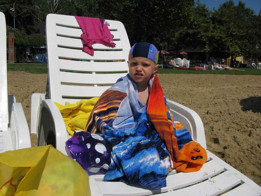 IMG_8451.JPG - Suszymy się po kąpieli w jeziorze