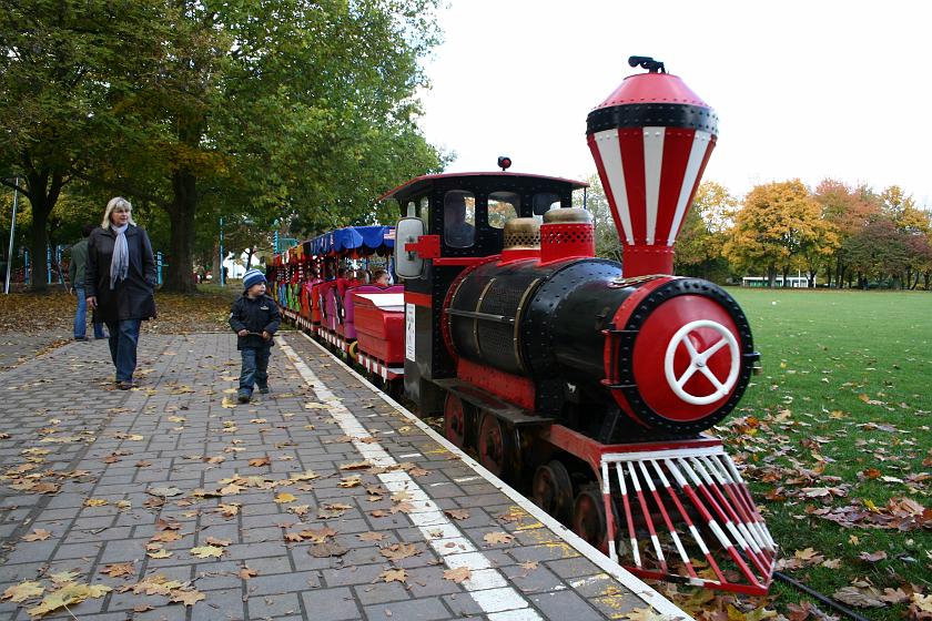 IMG_4269.JPG - Kolejka w Volkspark Mainz