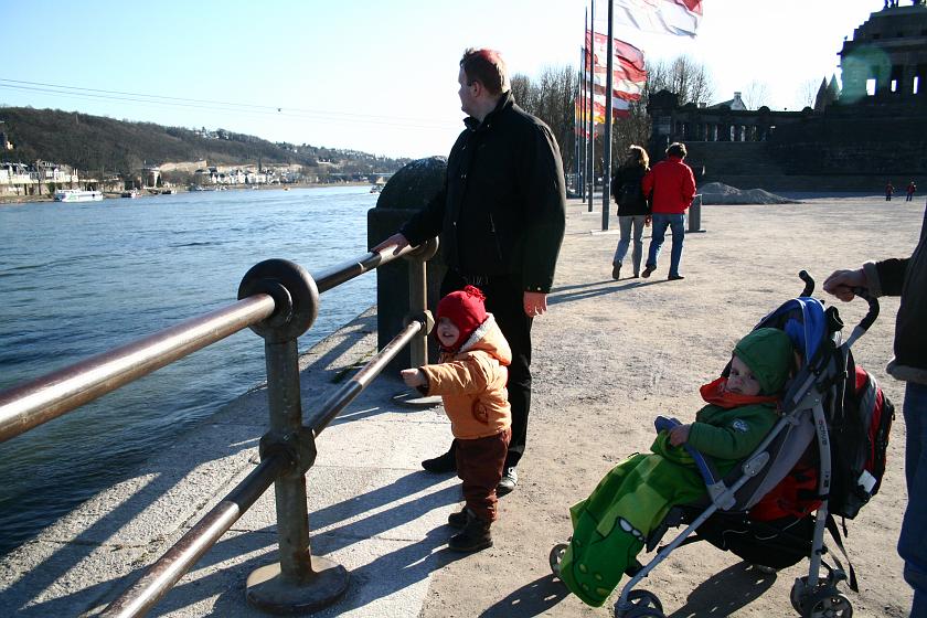 IMG_8449.JPG - O! Tam jedzie pociąg!