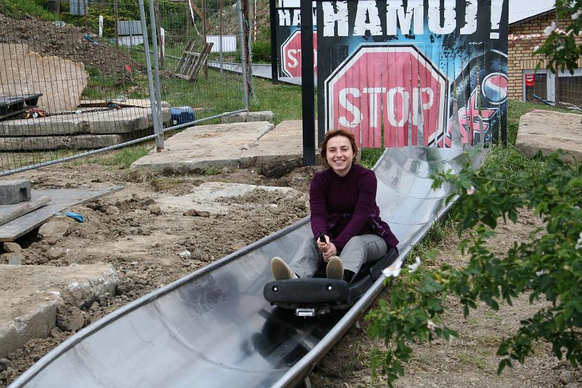 IMG_0023.JPG - Mama też zjechała na sankach!