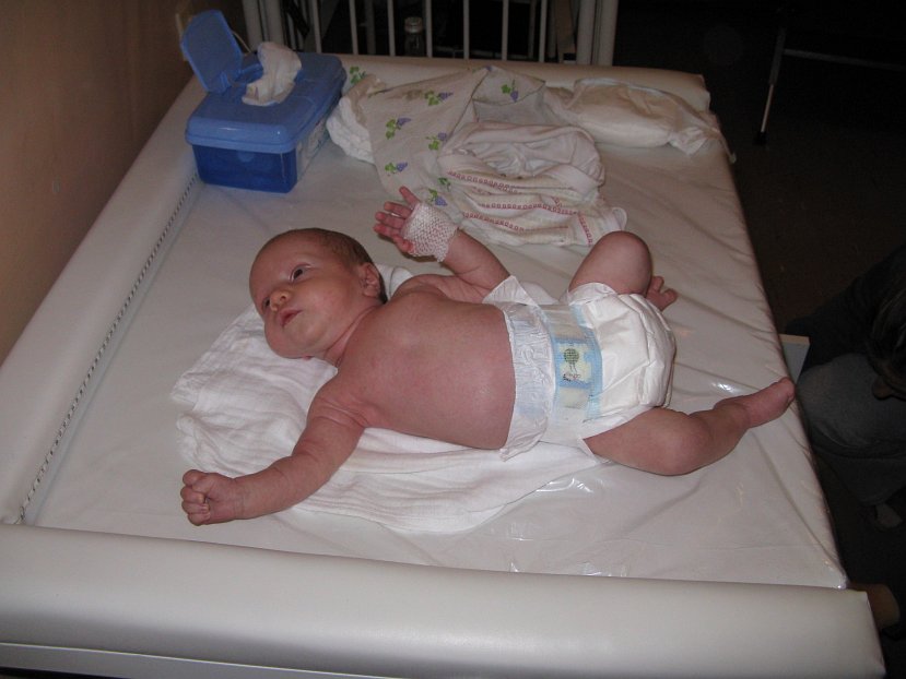 2007-12-12_0461.jpg - (2007-12-12) Po kąpieli też się wyginam.