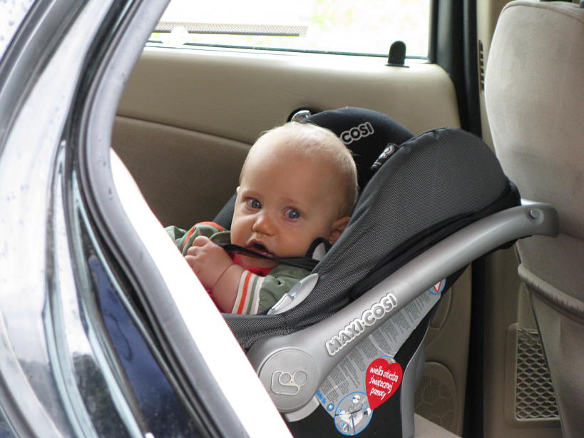 2008-06-28_F3336.jpg - (2008-06-28) W foteliku