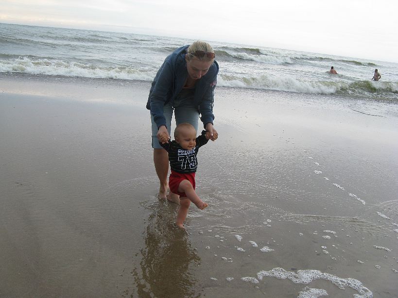 20080808-IMG_4427.jpg - (2008-08-08) Pierwsza kąpiel w Bałtyku